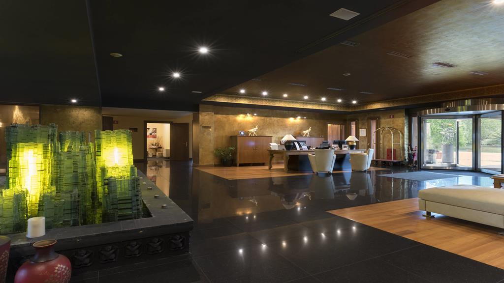 Thai Si Royal Thai Spa Lovadina Exteriör bild