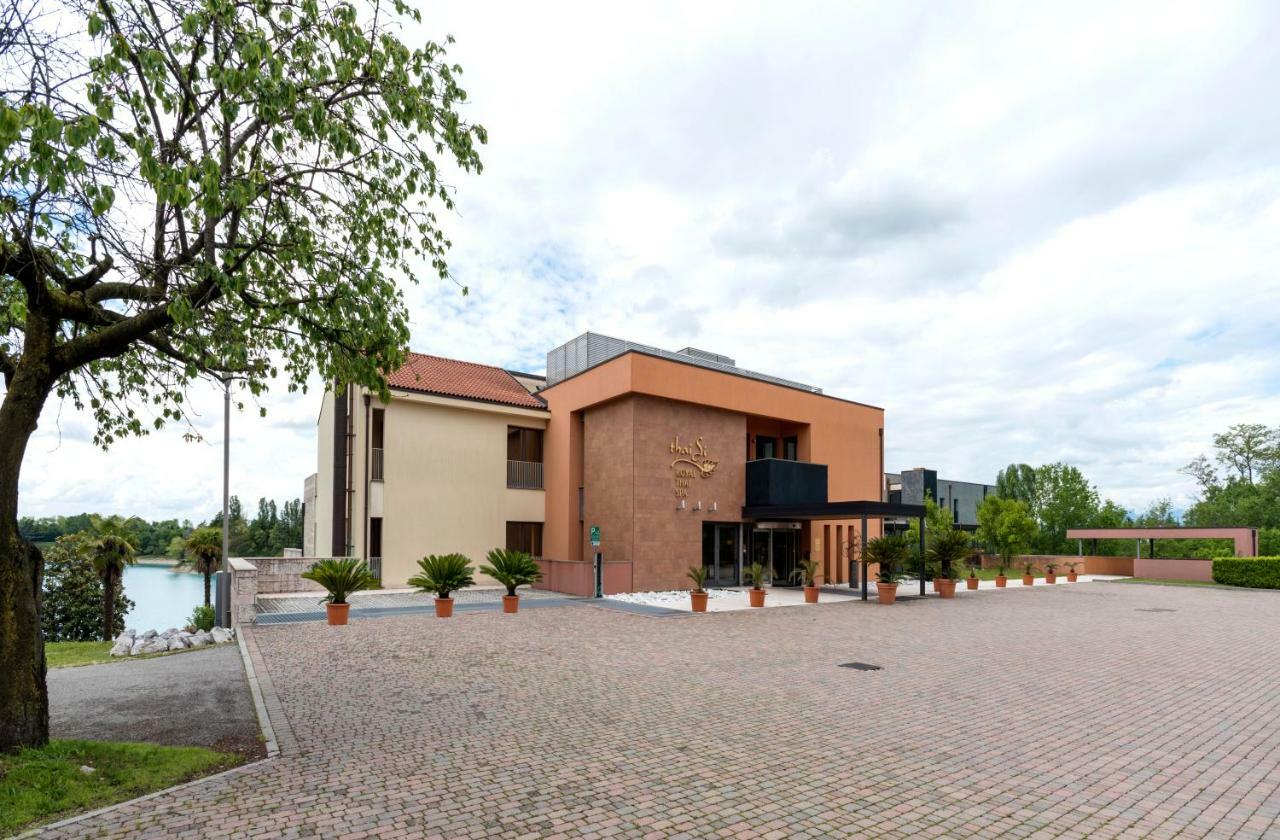 Thai Si Royal Thai Spa Lovadina Exteriör bild